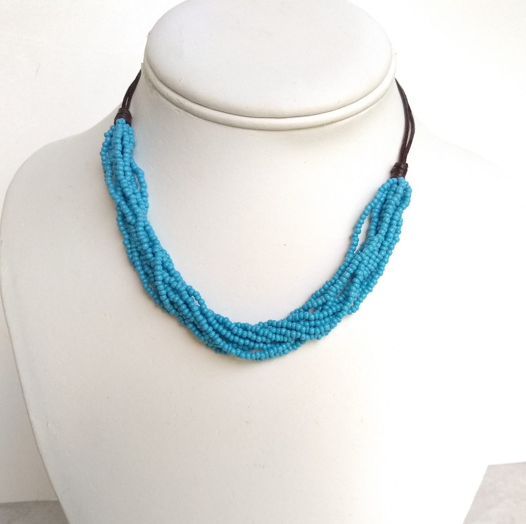 Banana Republic Turquoise Choker 20$